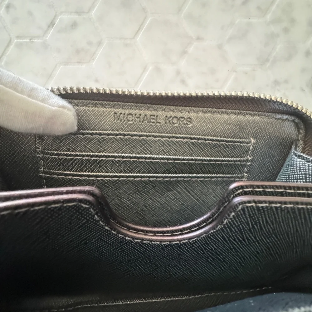 Michael Kors Wristlet Wallet - Picture 6 of 6